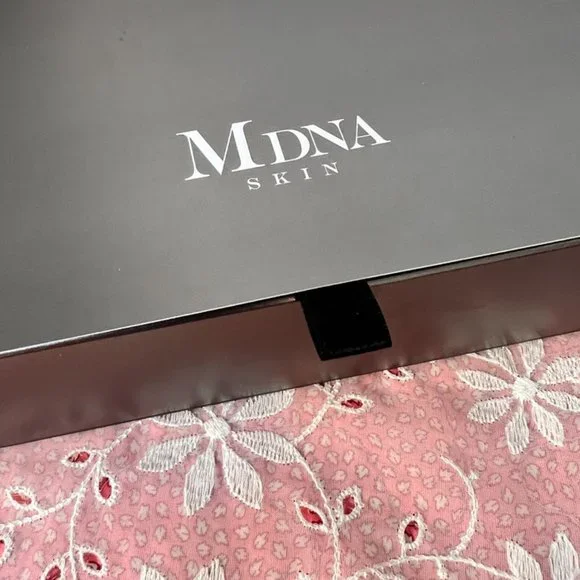 【 MDNA SKIN 】MAGNETIC FLOW M_Mag.Flow01_grande.png?v=
